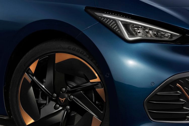 3440461 169kW e-Boost V3 77kWh 5dr Auto [5 Seat]